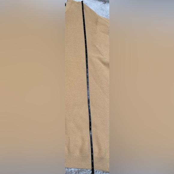 Izod Men's Yellow Crewneck Sweater XL - Picture 7 of 11